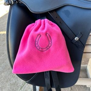 Embroidered horse shoe stirrup covers